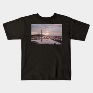 St Marys Island Lighthouse Sunrise Kids T-Shirt